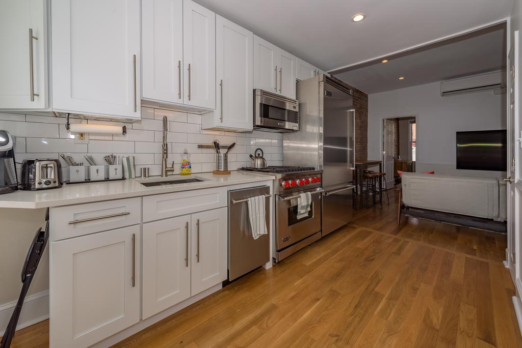 Апартаменти Deedee'S Downtown Flats Джерсі-Сіті Екстер'єр фото